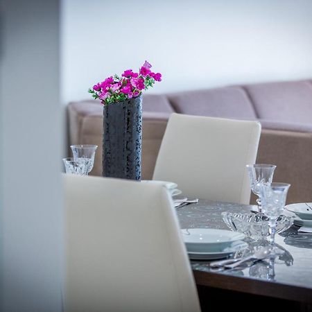 Apartment Luni Локва Рогозница Екстериор снимка